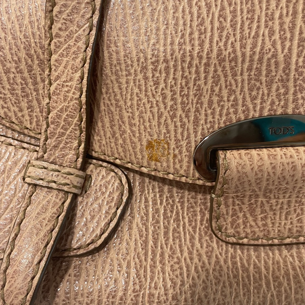 Tod’s Leather Handbag Blush - Picture 9 of 9